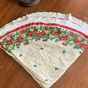 Vintage Round Christmas Holiday Winter Tablecloth Mid Century Modern